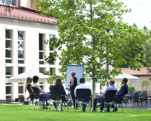 Abb. Steigenberger Hotel Der Sonnenhof