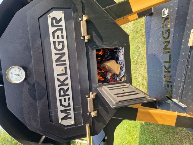 Abb. Brezel-Workshop am Holzbackofen 