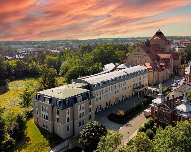 Abb. Parkhotel Landau