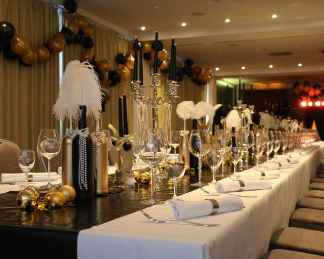 Abb. Feiern & Tagen zur Weihnachtszeit im Holiday Inn