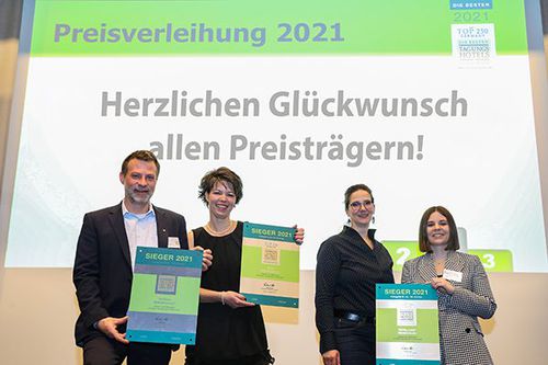 Link zu Bilder der Preisverleihungsgala Top250tagungshotels 2021 in Würzburg