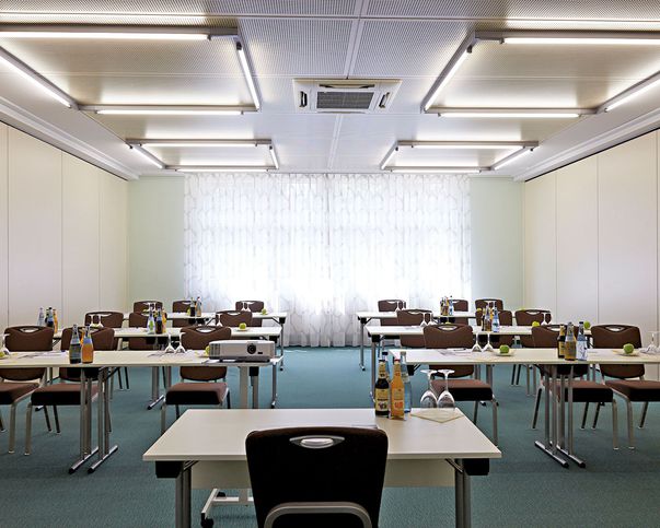 Abb. ARAMIS Tagungs-  
und Sporthotel