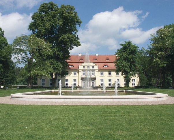 Abb. Schloss Hasenwinkel 
Tagungshotel der Wirtschaft 