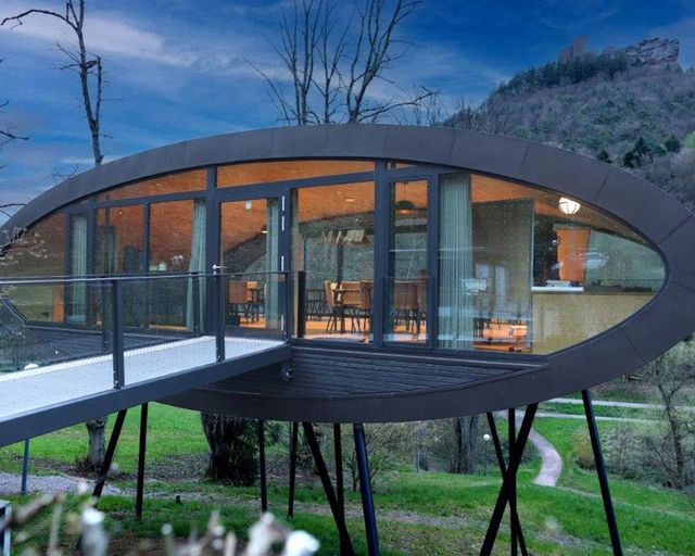 Abb. Raum für Kreativität im Jugendstilhotel Trifels